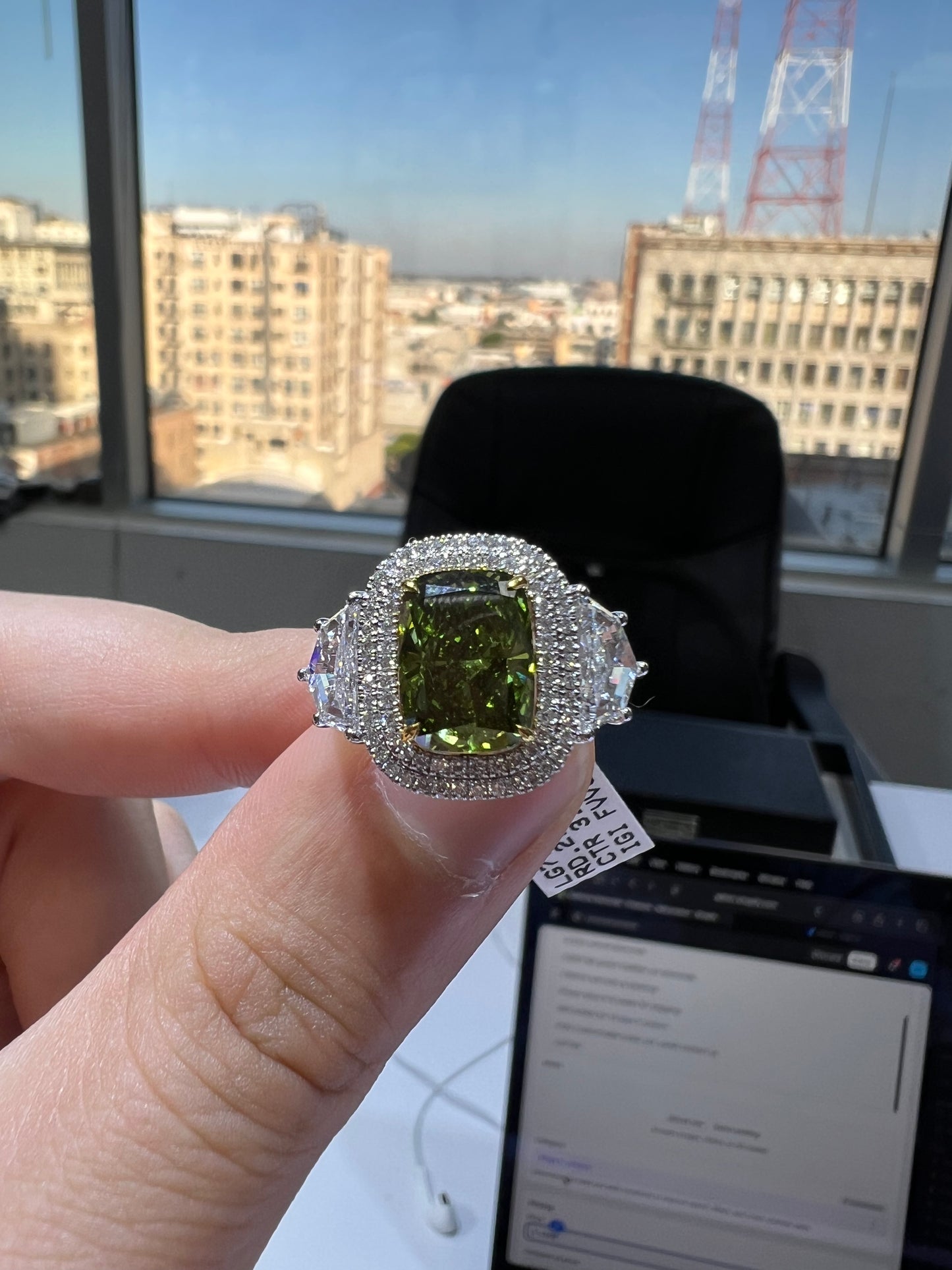3.00CT VIVID GREEN ELONGATED CUSHION CUT DIAMOND 3 STONE RING